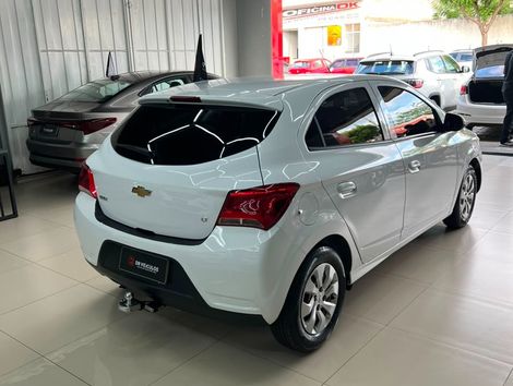 Chevrolet ONIX HATCH LT 1.0 8V FlexPower 5p Mec.