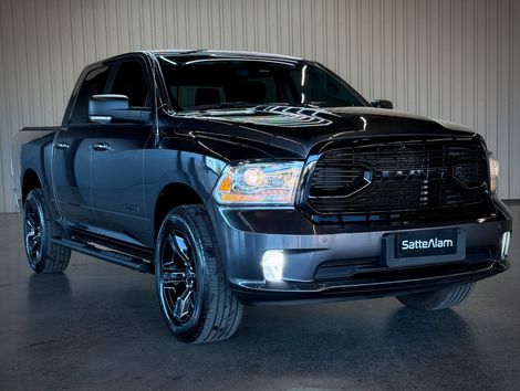 RAM CLASSIC LARAMIE NIGHT ED. 5.7 4X4 Aut.