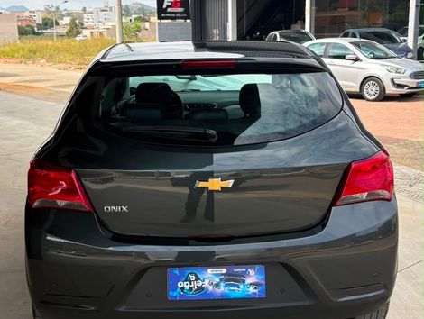 Chevrolet ONIX HATCH ADVANTAGE 1.4 8V Flex 5p Aut.