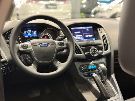 Ford Focus TITA/TITA Plus 2.0  Flex 5p Aut.