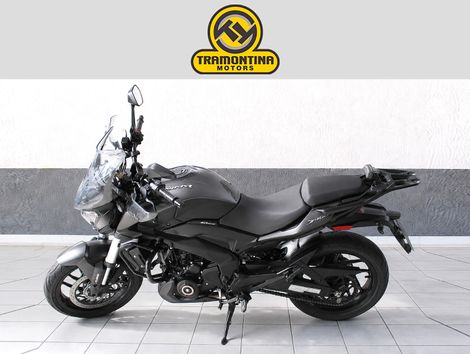 BAJAJ DOMINAR 400 