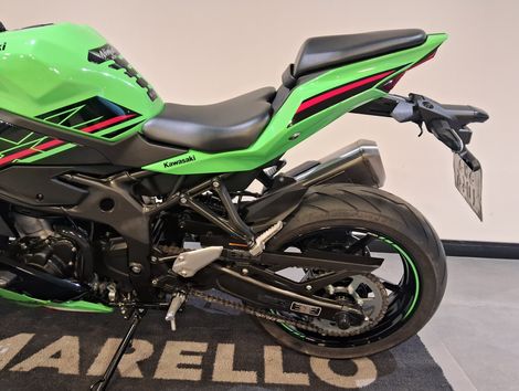 KAWASAKI NINJA ZX-4R