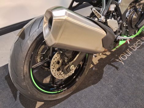 KAWASAKI NINJA ZX-4R