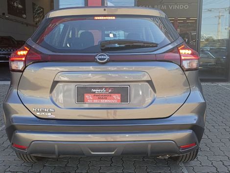 Nissan KICKS Play Sense 1.6 16V Flex Aut.