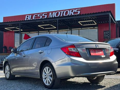 Honda Civic Sedan LXR 2.0 Flexone 16V Aut. 4p