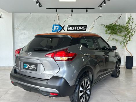 Nissan KICKS SL 1.6 16V FlexStar 5p Aut.