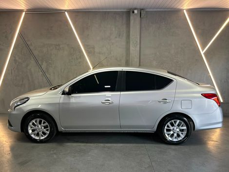Nissan VERSA V-DRIVE PLUS 1.6 16V Flex Aut.