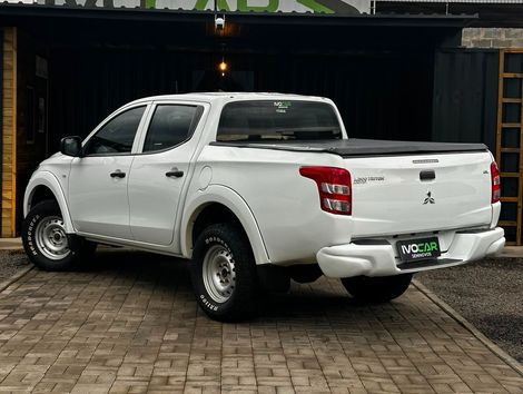 Mitsubishi L200 Triton Gls 2.4 Cd Diesel Automático - foto 8
