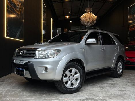 Toyota Hilux SW4 SRV 4x4 4.0 V6 24V Aut.
