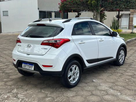 Hyundai HB20X Style 1.6 Flex 16v Mec.