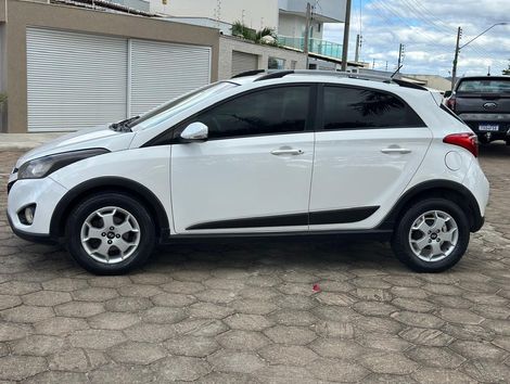 Hyundai HB20X Style 1.6 Flex 16v Mec.