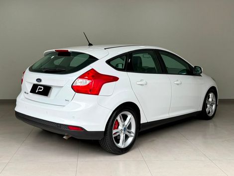 Ford Focus 2.0 16V/SE/SE Plus Flex 5p Aut.