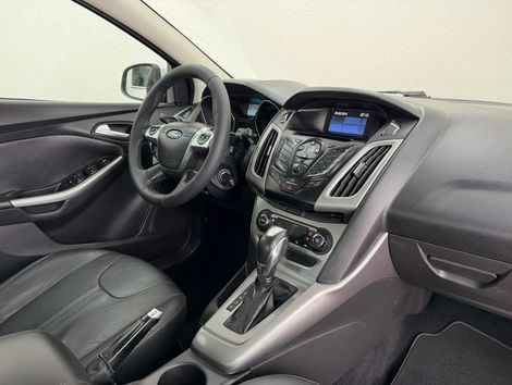 Ford Focus 2.0 16V/SE/SE Plus Flex 5p Aut.