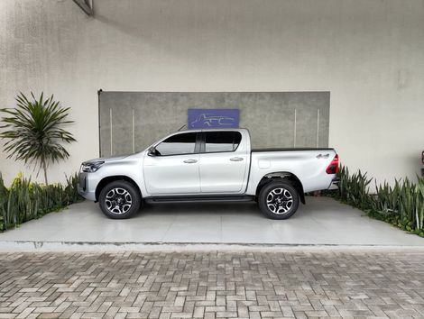 Toyota Hilux CD SRV 4x4 2.8 TDI Diesel Aut.