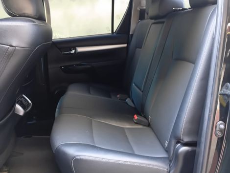 Toyota Hilux CD SRX 4x4 2.8 TDI 16V Diesel Aut.