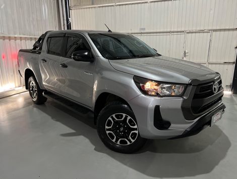 Toyota Hilux CD 4x4 2.8 Diesel Mec.