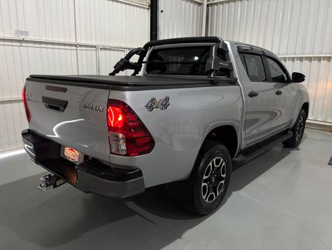 Toyota Hilux CD 4x4 2.8 Diesel Mec.
