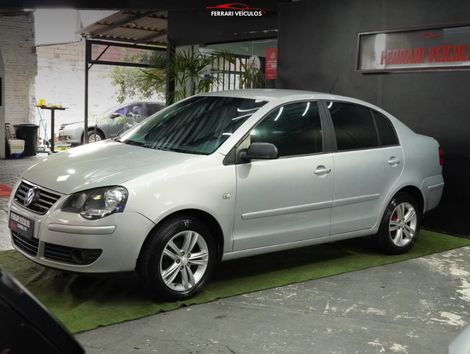 VolksWagen Polo Sedan 1.6 Mi Total Flex 8V 4p