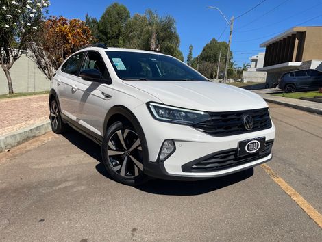 VolksWagen Nivus Highline 1.0 200 TSI Flex Aut.