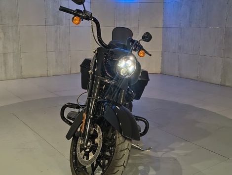 Harley Road King Special