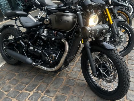 TRIUMPH BONNEVILLE BOBBER 1200cc