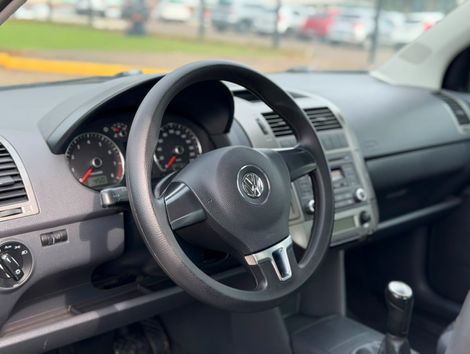 VolksWagen Polo Sed. COMFORT. 1.6 Mi Tot. Flex 8v