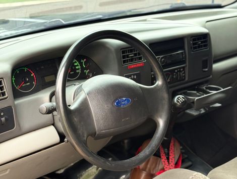 Ford F-250 XLT 3.9 4x4 TB Diesel