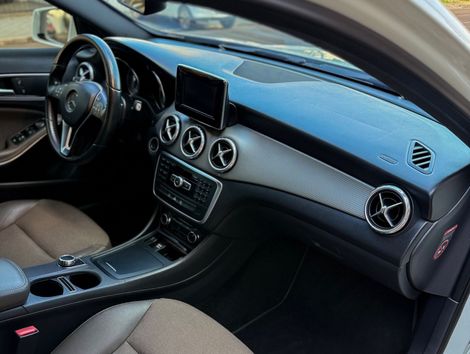 Mercedes GLA 200 Style 1.6 TB 16V/Flex Aut.