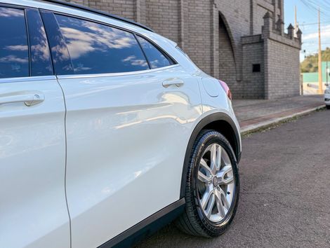 Mercedes GLA 200 Style 1.6 TB 16V/Flex Aut.