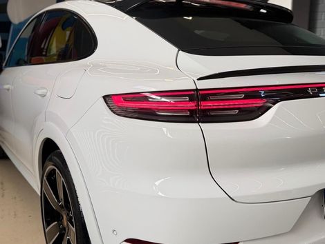 Porsche Cayenne Turbo S  4.0 V8 680cv (Híbrido)
