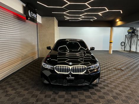 BMW BMW 320i M Sport Flex