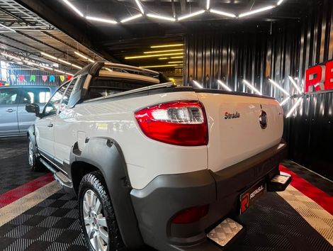 Fiat Strada Adv. Ext./ Ext.1.8 LOCKER Flex CE