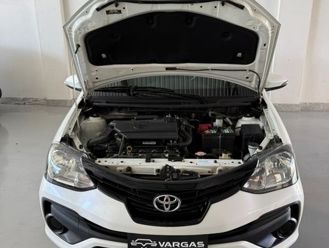 Toyota ETIOS X Plus 1.5 Flex 16V 5p Aut.