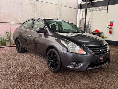 Nissan VERSA SL 1.6 16V FlexStart 4p Aut.
