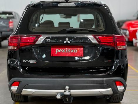 Mitsubishi OUTLANDER 2.2 165cv Diesel Aut.