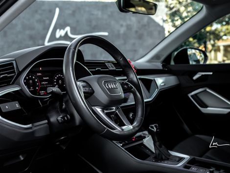 Audi Q3 Prest. 1.4 TFSI Flex/Prest. S-tronic