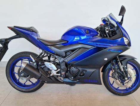 YAMAHA YZF R-3 321/ABS
