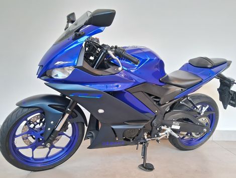 YAMAHA YZF R-3 321/ABS