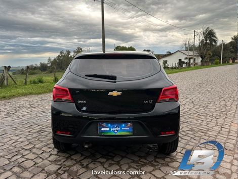 Chevrolet ONIX HATCH LT 1.4 8V FlexPower 5p Mec.