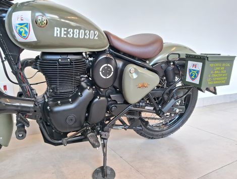 Royal Enfield Classic 350 Dark