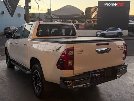 Toyota Hilux CD SRX 4x4 2.8 TDI 16V Diesel Aut.