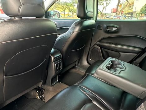 Jeep COMPASS LONGITUDE 2.0 4x4 Dies. 16V Aut.