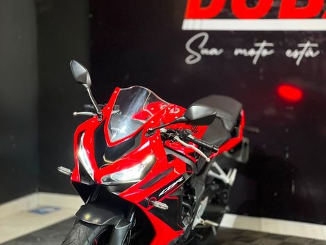 HONDA CBR 650 R