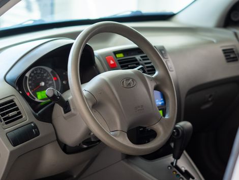 Hyundai Tucson 2.0 16V Flex Aut.