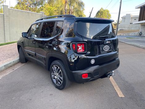 Jeep Renegade Longitude 1.8 4x2 Flex 16V Aut.