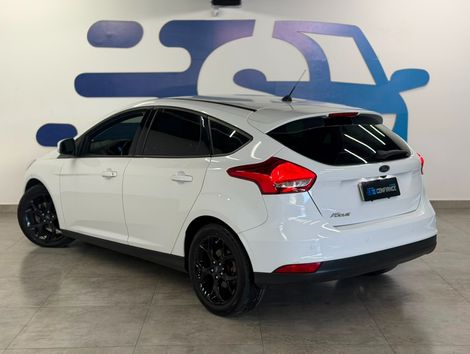 Ford Focus 2.0 16V/SE/SE Plus Flex 5p Aut.