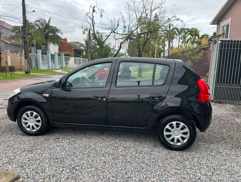 Renault SANDERO Authentique Hi-Flex 1.0 16V 5p