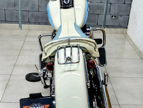 Harley SOFTAIL DELUXE  FLSTN