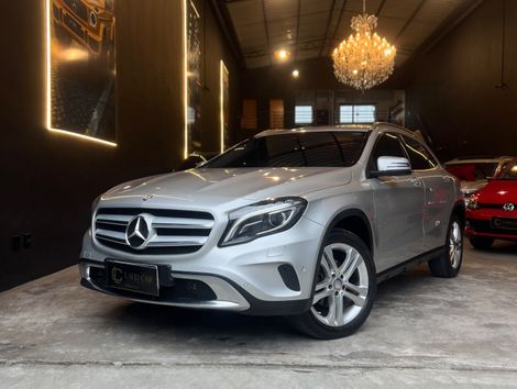 Mercedes GLA 200 Advance 1.6/1.6 TB 16V Flex Aut.