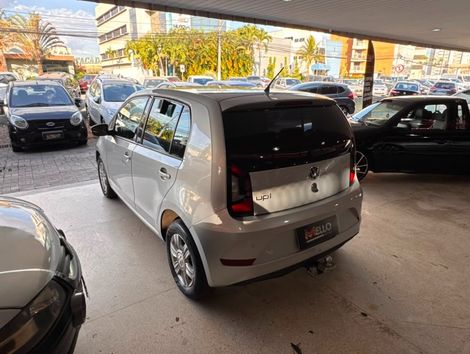 VolksWagen up! move 1.0 Total Flex 12V 5p